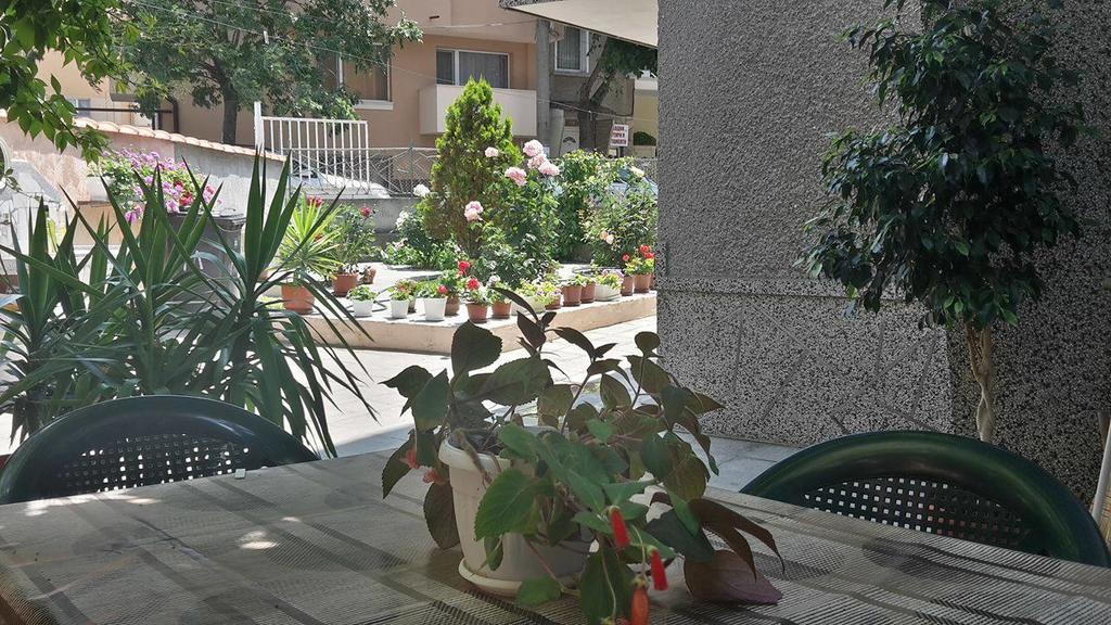Apartment Geni Pomorie Exterior foto